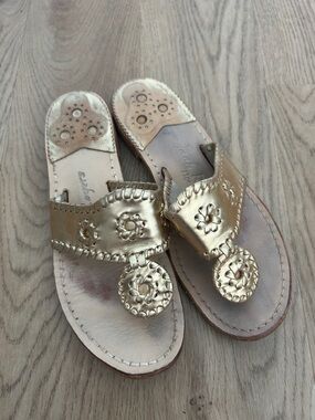 Jack Rogers Jacks Gold Leather Thong Sandals Size  6